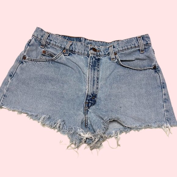 Levi’s Vintage Shorts with Danny Devito for President patch on backside - Picture 4 of 7